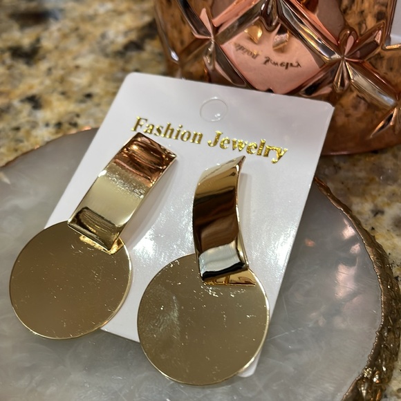 Gold Geo Rectangle Circle Earrings - Picture 13 of 13